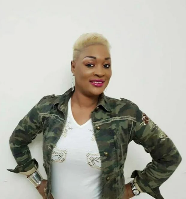 Découvrez le nouveau look admirable de  Titi