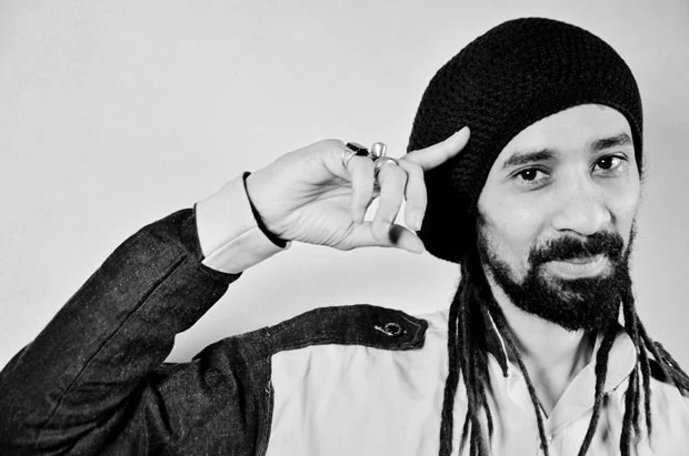 SUN SOOLEY : « Personne n’ose prétendre qu’il faut fumer de l’herbe pour être rasta… »