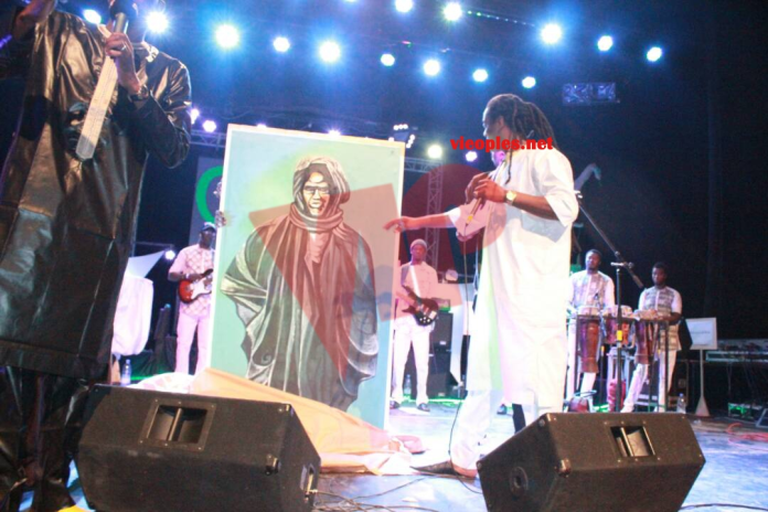Les Baye Fall menace Mame Goor Diazaka